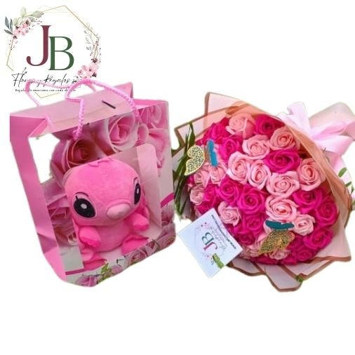 RAMOSYFLORES.JBFLORESYREGALOS (1) RAMO DE 50 ROSAS ETERNAS Y STICHT